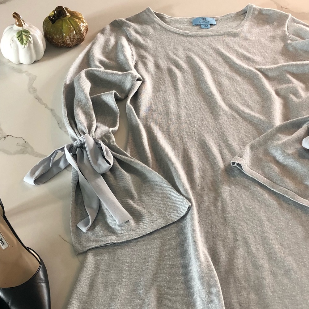 NWT CeCe Gray Sweater Dress with Bow Bell Sleeve S